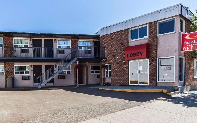 Econo Lodge Inn & Suites