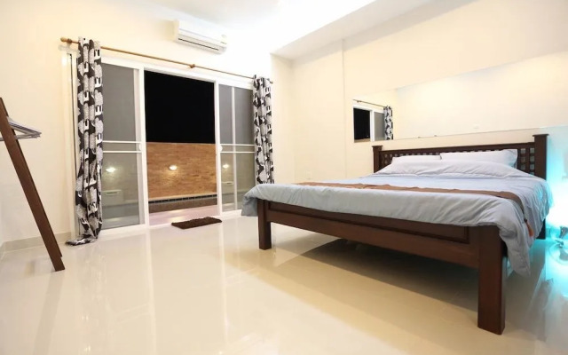Ban San Sabuay (Townhome)