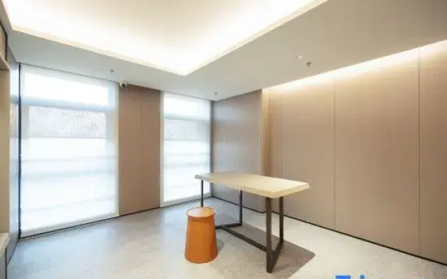 Ji Hotel (Quzhou Jiangshan Administrative Service Center Branch）