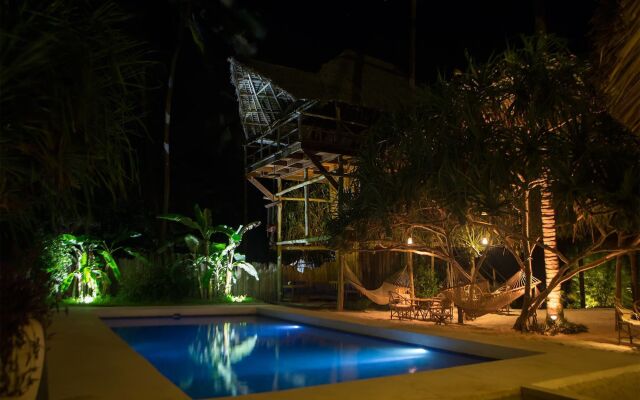 Zanzibar Sunrise at Bandas