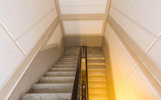Colonna Apartment 1 by Wonderful Italy