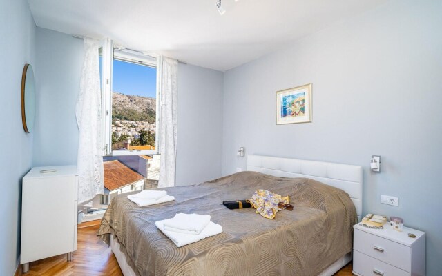 Awesome Apartment in Dubrovnik With 2 Bedrooms and Wifi