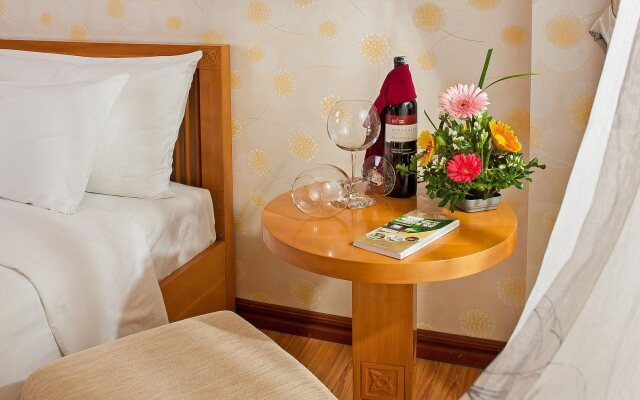 Tam Hotel