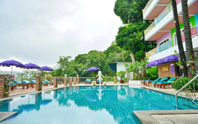 Tri Trang Beach Resort by Diva Management