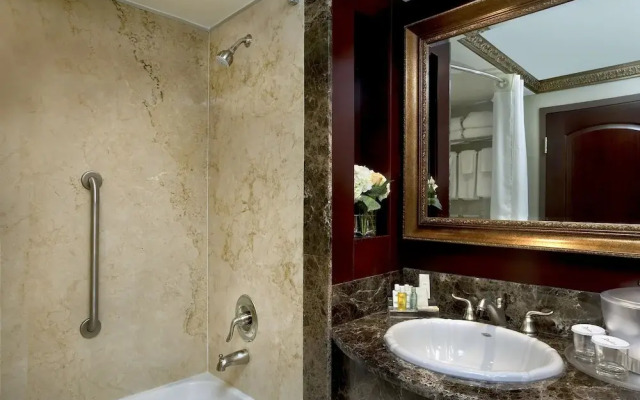 Park Inn by Radisson, Toronto Airport West