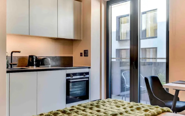 Host Stay Rox Studio