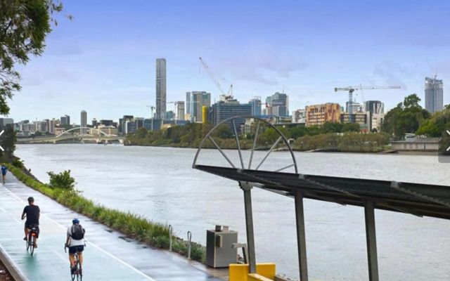 Park Avenue Hideaway for 4 Auchenflower Brisbane