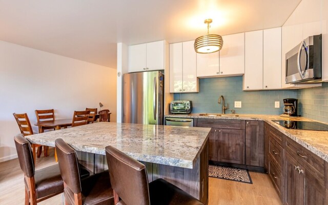 Kihei Ali'i Kai Condos with Ocean View and Parking