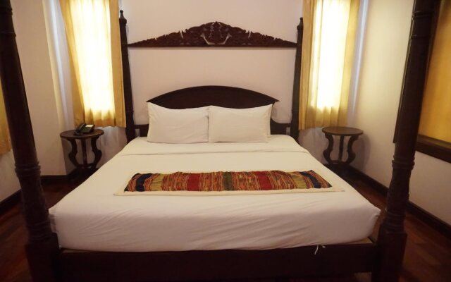Sengtawan Riverside Hotel