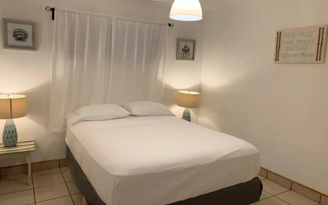 BEACHFRONT Relaxation 1 Bedroom Apt
