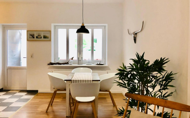 Altstadthus-gemütliches Ferienhaus mit Gärtchen