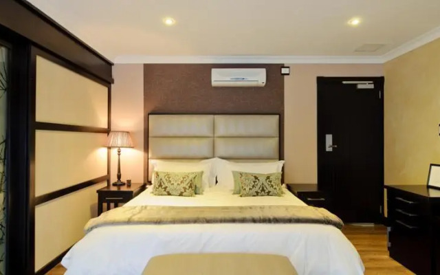 Executive Suites at 555