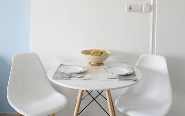 Xenios Avlais Apartments