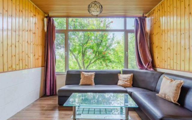 Jinghechun Hotel