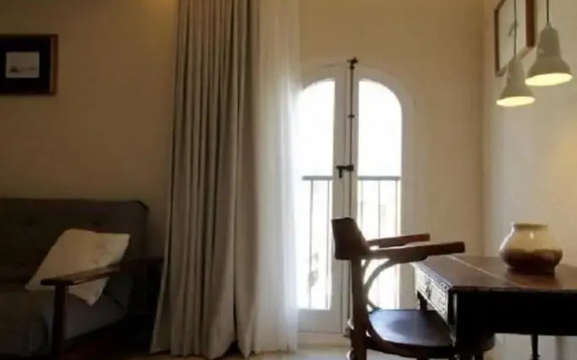 The King George Village Boutique Living
