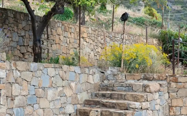 Villa Paradise-sleeps 20-pool-sea Views-pets