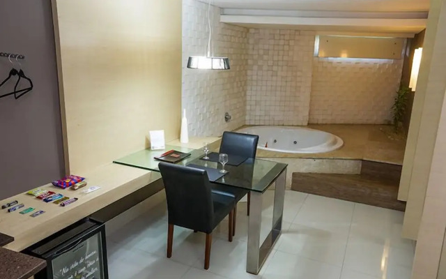 Raru's Via Costeira - Adults Only