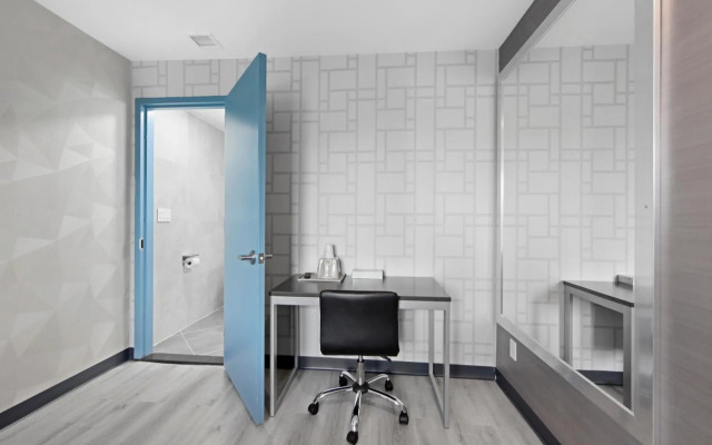 Hotel 365 Bronx