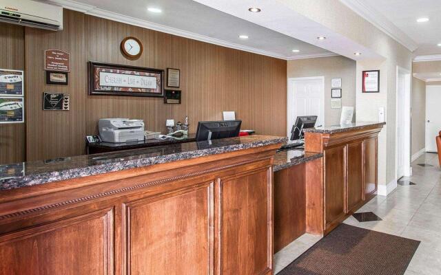 Studio 6 Mesa, AZ – Near Downtown & Sloan Park