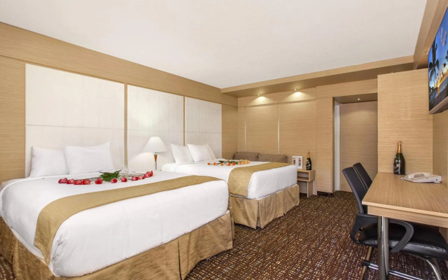 Ocean Beach Palace Hotel and Suites