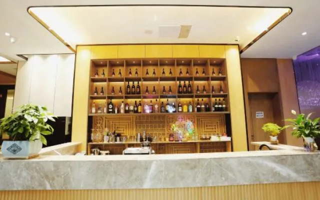 Gulan Guzhuangyuan Hote