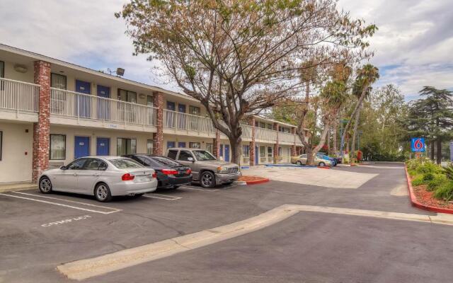 Motel 6 Arcadia, CA - Los Angeles - Pasadena Area