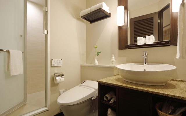 Red Roof Inn & Suites Osaka - Namba/Nippombashi