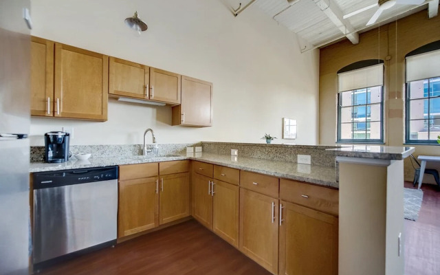 FRONTDESK Sycamore Place Apts Downtown Cincinnati