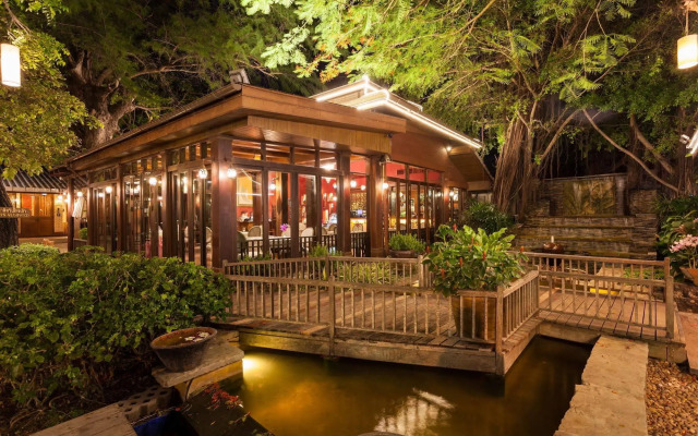 Raya Resort Beach front - The Most Green Resort in Cha-am