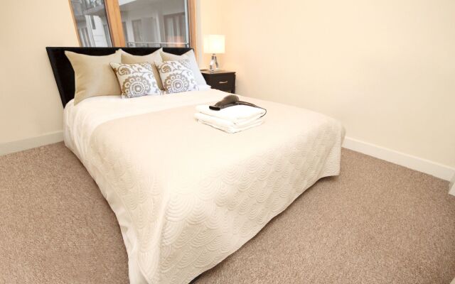 Beautiful Pearse Street Apartment