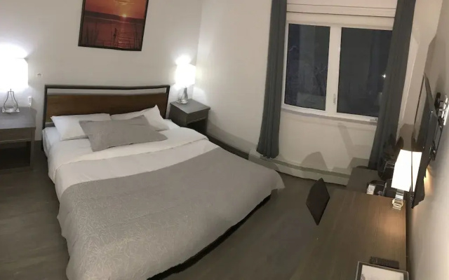 Amber Hotel
