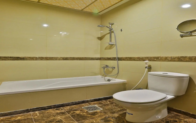 OYO 418 Hotel Manazil Al Hour 2