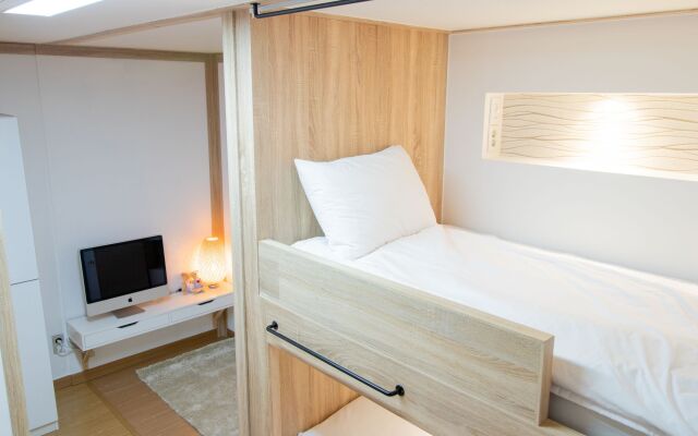 Huayuan House Hongdae - Hostel