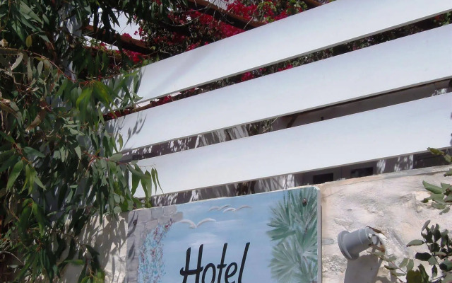 Hotel Manos