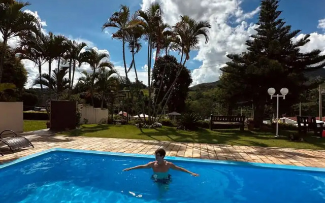 Pousada Flores do Campo