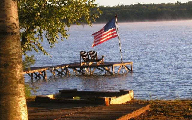 Loon Watch - 4 Br Home