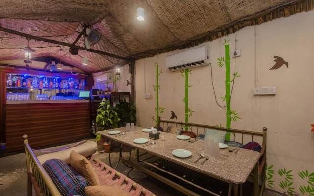 OYO 7879 Golden Tulipz Boutique Hotel