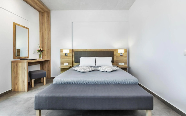 Iris Hotel