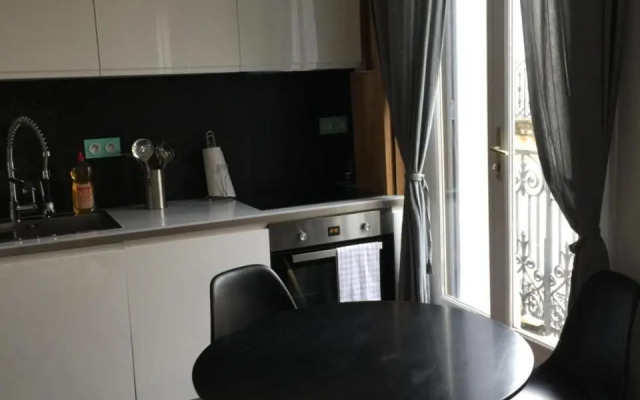 Charmant appartement hyper centre Comédie