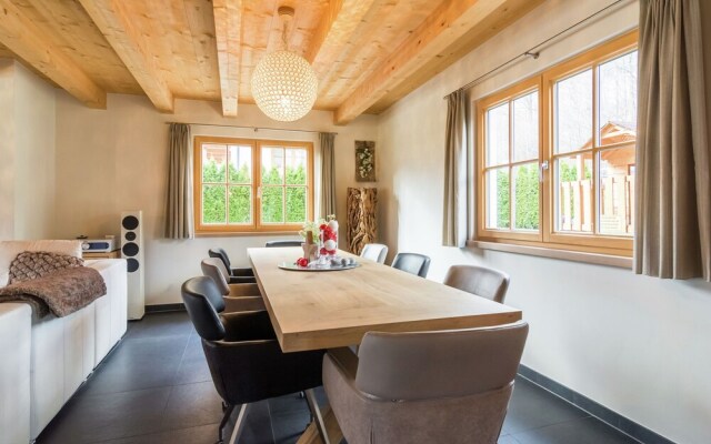 Chalet in Piesendorf with Sauna, Hot Tub, Pool, Whirlpool