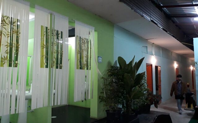 CV25 Guesthouse
