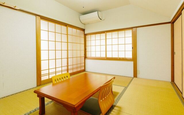 Ile d’or Café & Guest house