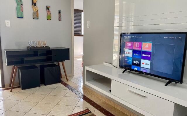 A072- Apto c/ Churrasqueira & Piscina | 30m Praia"