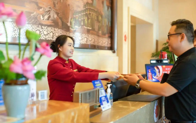 Tang Dynasty West Market Hotel