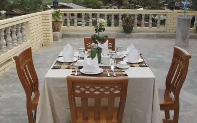 Sandalwood Hotel