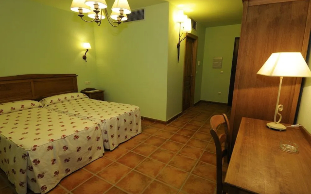 Hotel Rural Las Ollerias