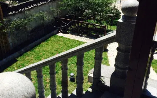 Huatian Shuiyuan Inn