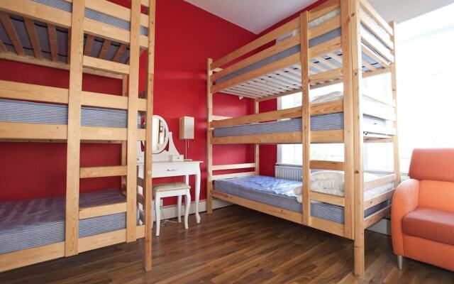 Hostel Connect