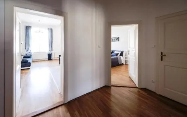 Modern Apartment Riegrovy sady