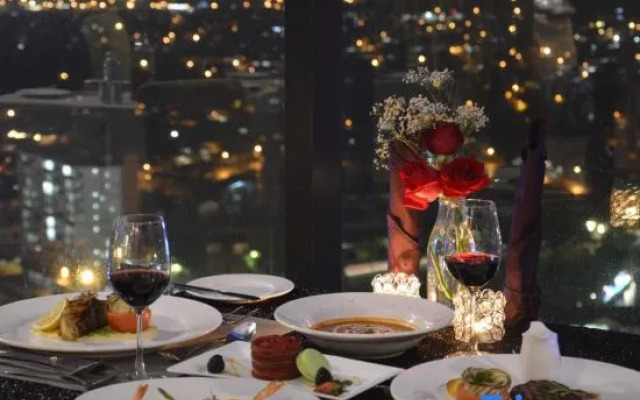 The Shore Residence Apartment